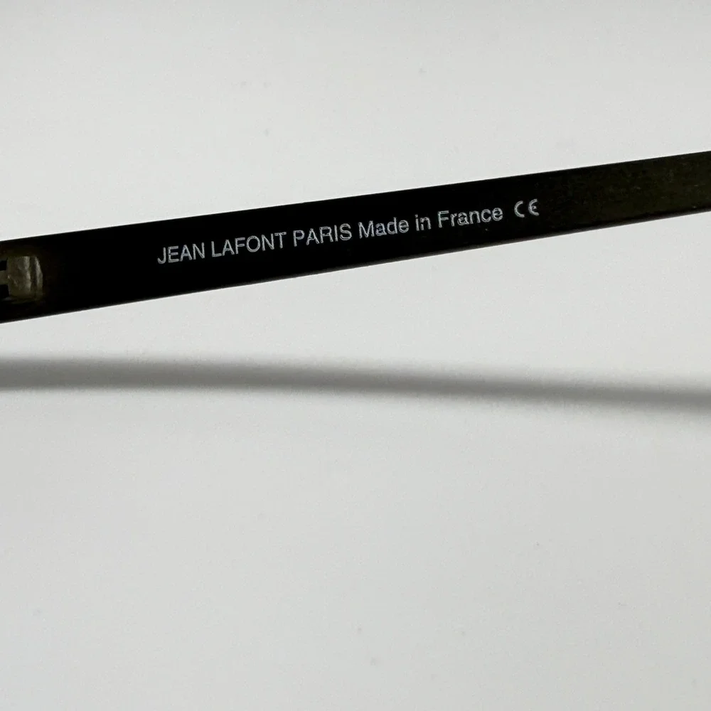 Jean Lafont Paris receive item included